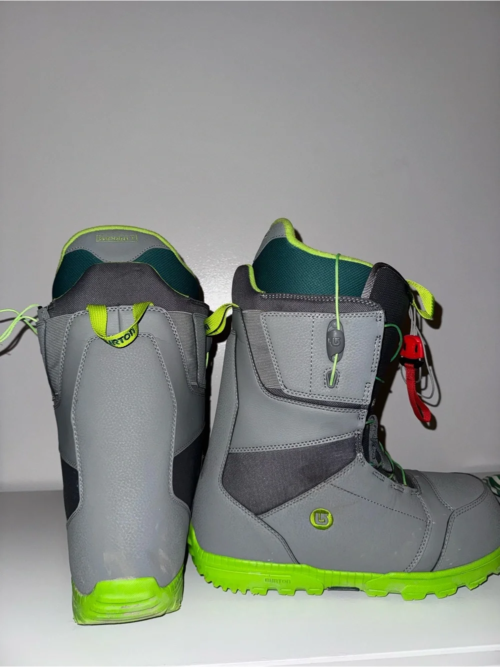 Burton moto men